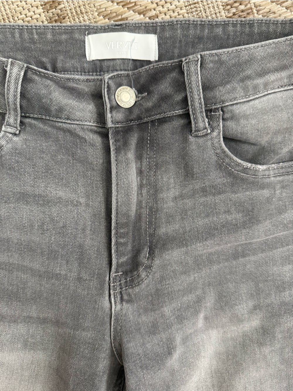 Women's Gray Washed Skinny Jeans - Picture 2 of 5